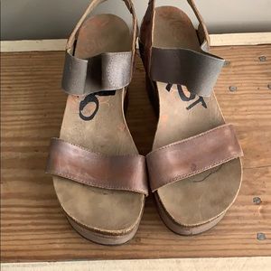 OTBT sandal wedges